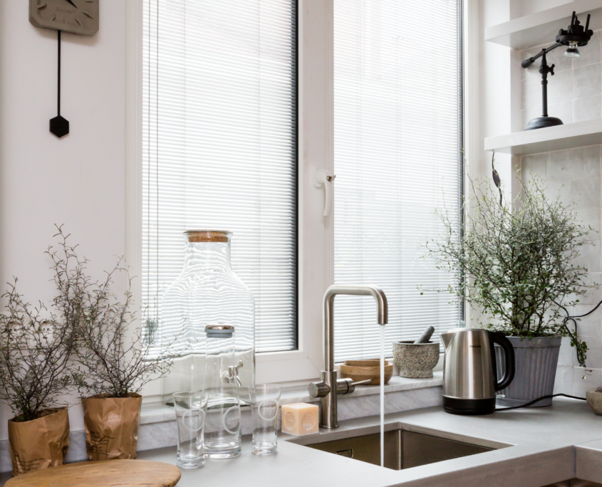 Draaikiepramen - Kunststof - Aanblik Wormerveer