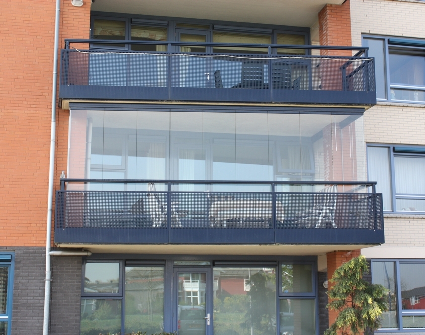 Balkonbeglazing - Aanblik Balkonbeglazing - Aanblik