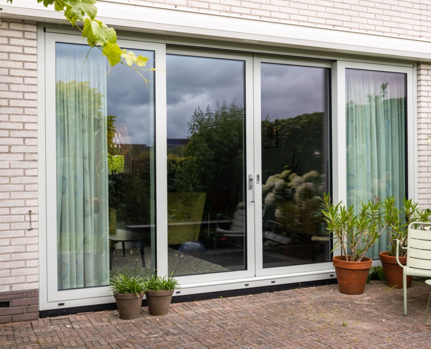 Aluminium schuifpui in Assendelft - Aanblik (4)